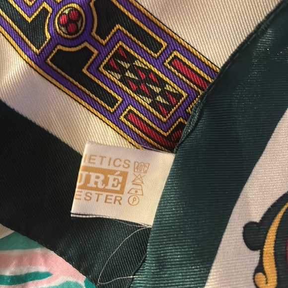 Irish Celtic print scarf inspired by the book of kells - Picture 6 of 7